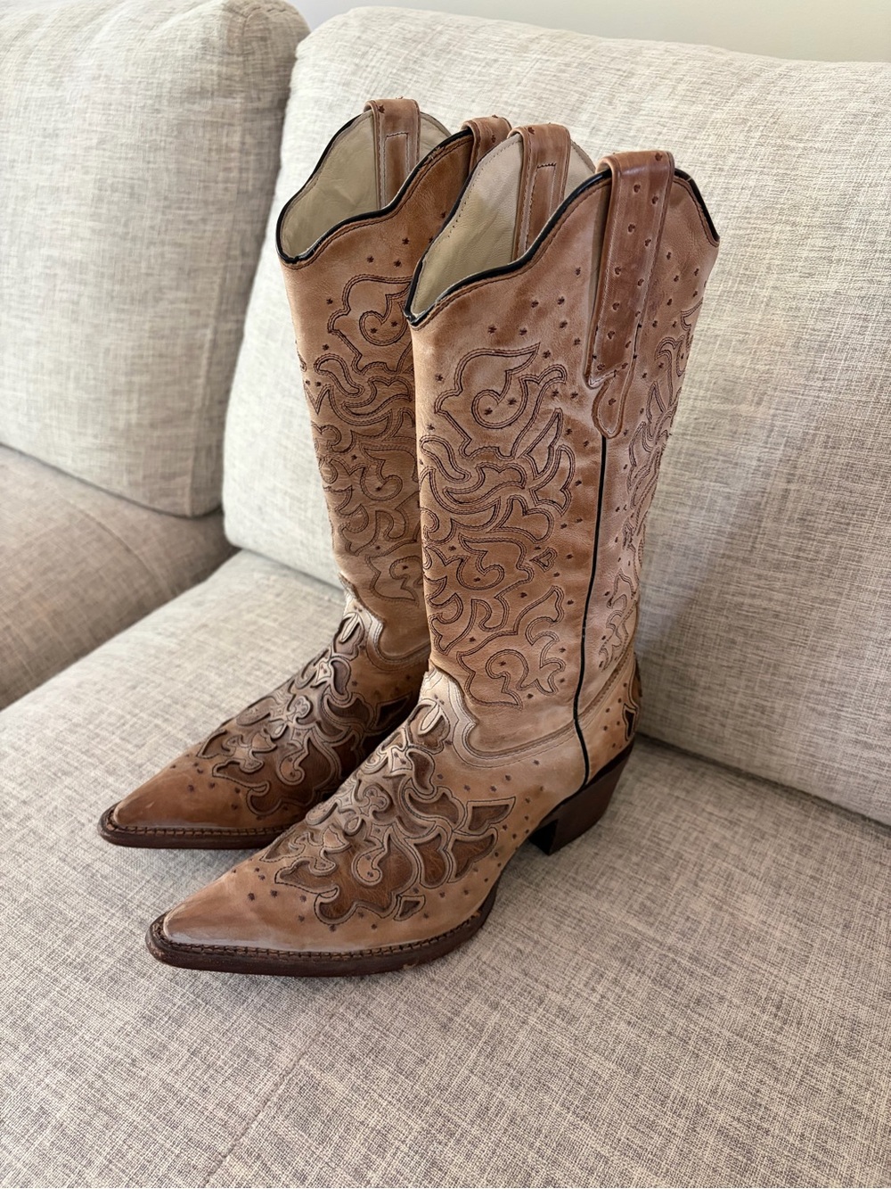 J.B. Dillon Beige/Tan Western Embroidered Leather Heeled Boots